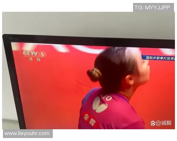 乒乓球小将逆转世界冠军，现场掌声雷动